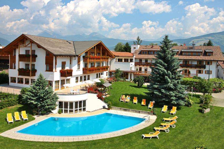 Hotel Langhof Natz-Schabs Экстерьер фото