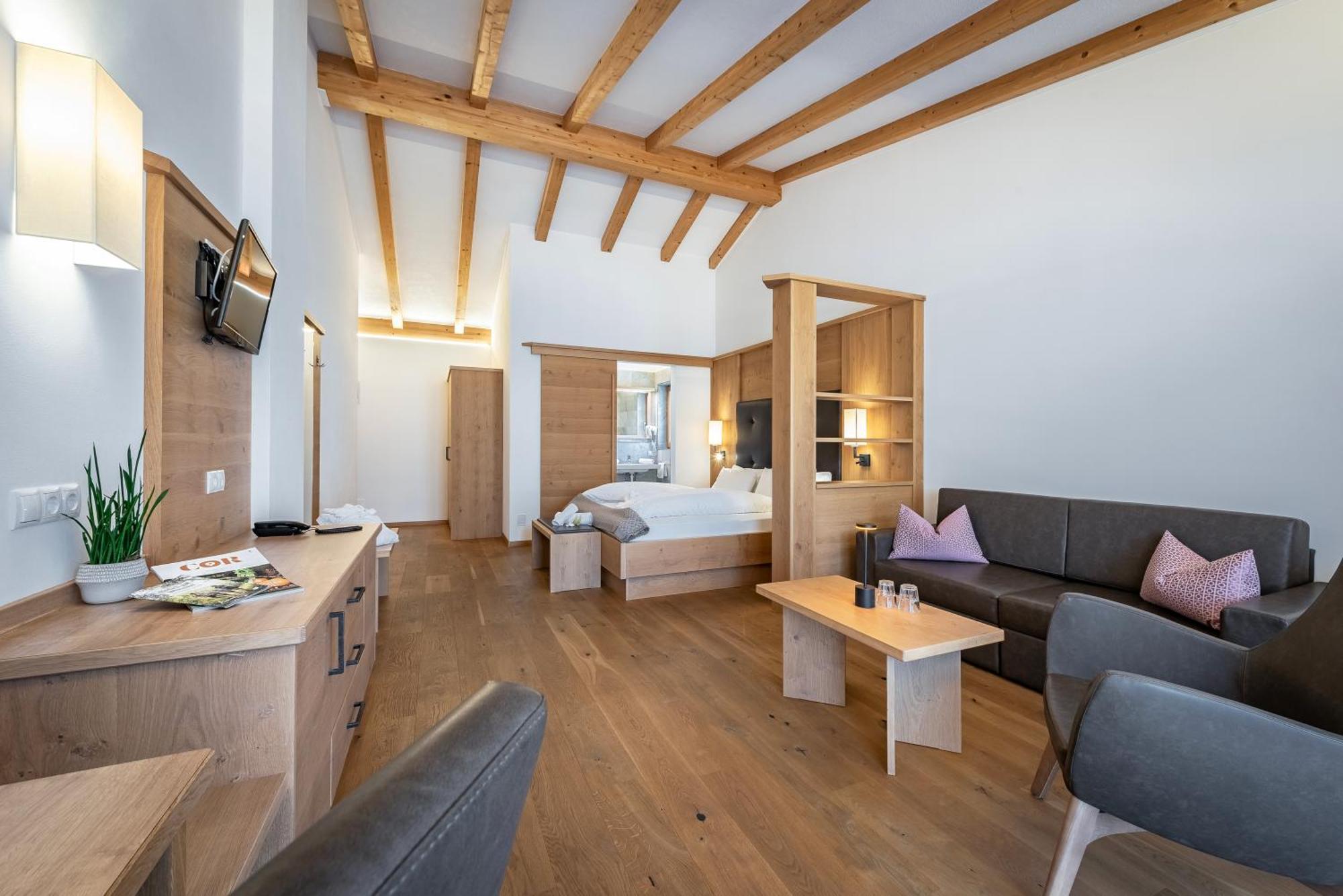 Hotel Langhof Natz-Schabs Экстерьер фото